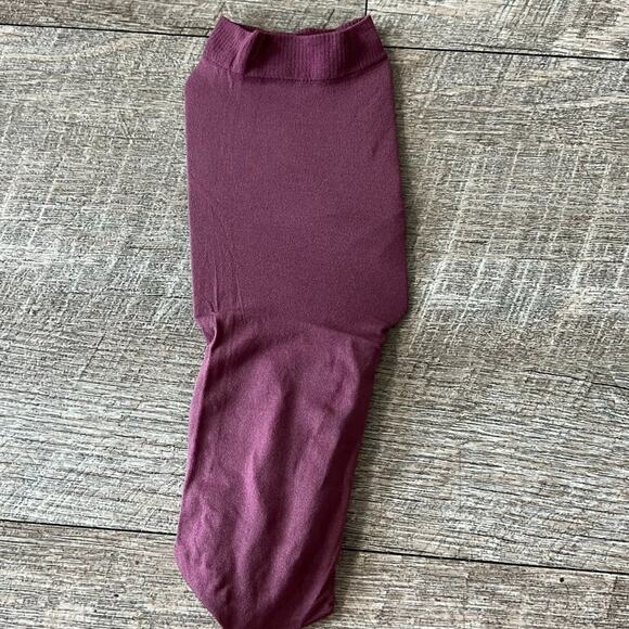 J. Crew Solid Mulberry Anklets Socks NWOT accs. - Picture 3 of 6
